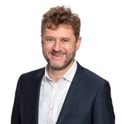 Olivier R., Associé chez LOG